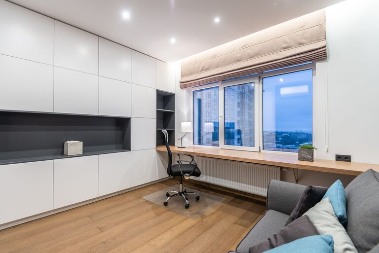 How to Create a Cozy and Functional Home Workspace